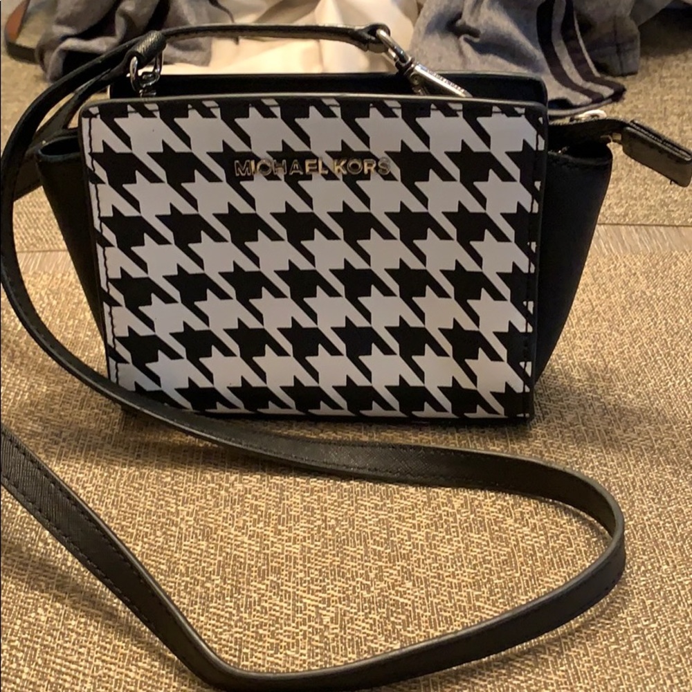 Michael Kors Cross Body Handbag